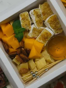 Мини бокс "Сырное ассорти"
