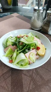 Зеленый с индейкой