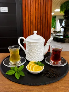 Чай с лимоном | черный/зеленый