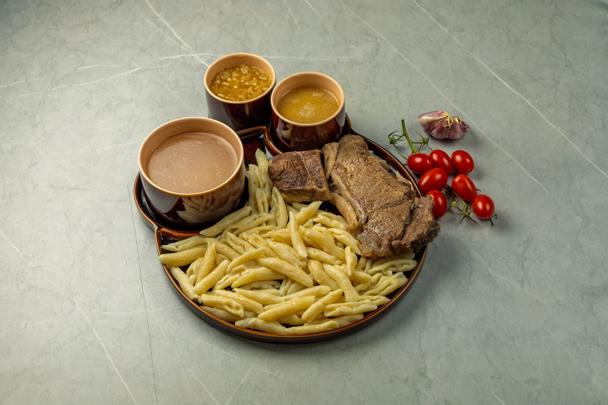 Галушки с говядиной 